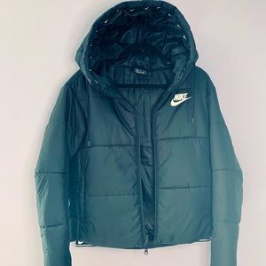 Nike - Never Worn!